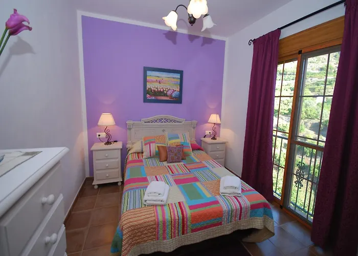 Vila Belvilla By Oyo Francisco Frigiliana