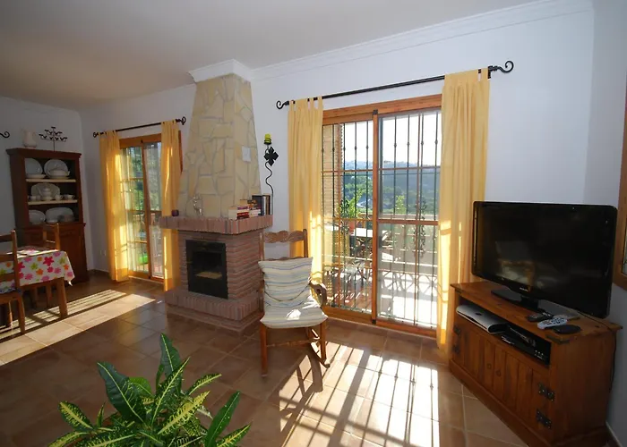 Vila Belvilla By Oyo Francisco Frigiliana